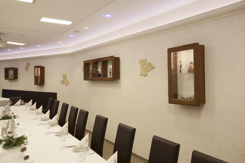 Hotel-Pension Am Schwanenteich Wittenberg Ngoại thất bức ảnh