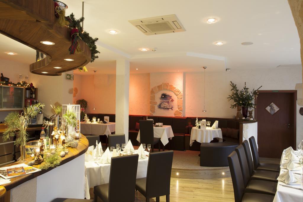 Hotel-Pension Am Schwanenteich Wittenberg Ngoại thất bức ảnh
